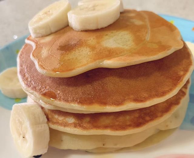 儿童早餐—香蕉牛奶松饼的做法