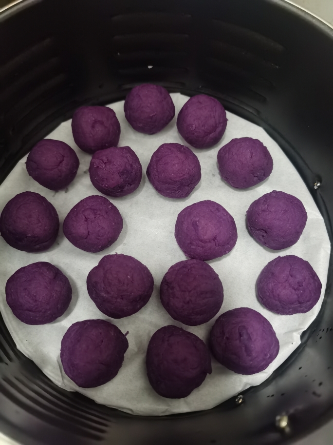 无油无糖紫薯球的做法 步骤7