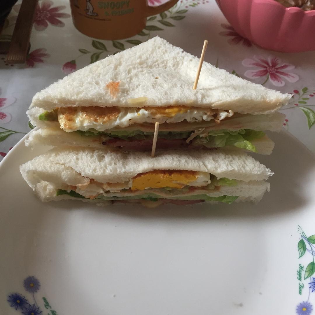 火腿芝士蛋三文治