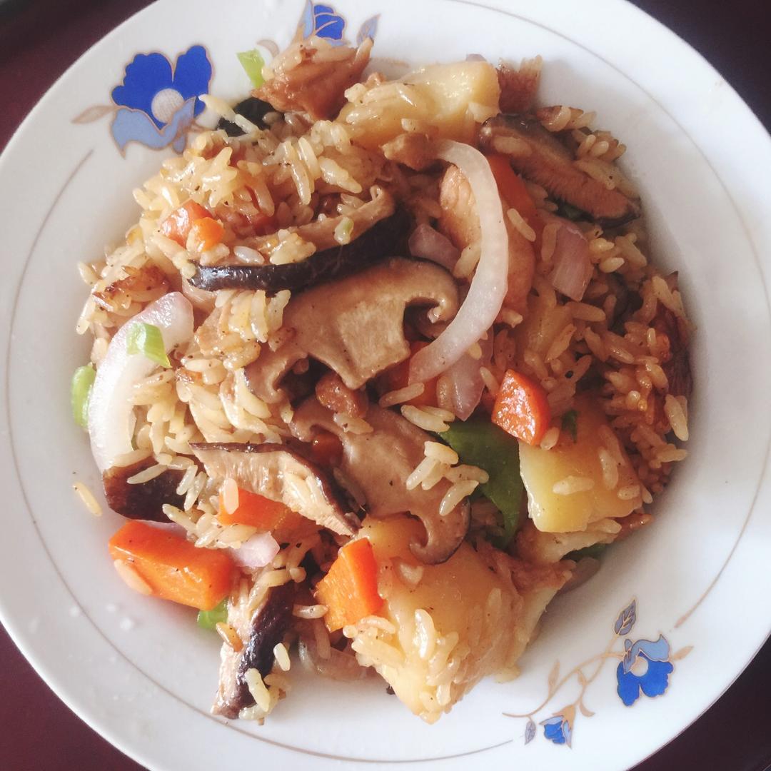 电饭煲香菇鸡腿🍗焖饭的做法 步骤10