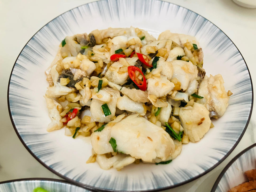 蒜香鲈鱼片