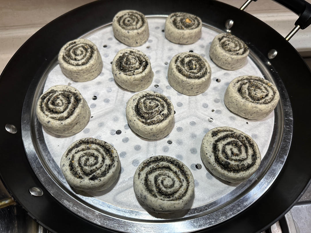 黑芝麻馒头卷