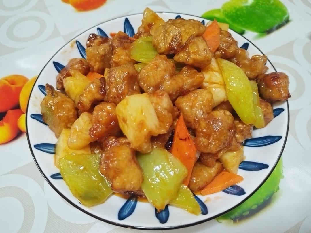 秘制菠萝咕噜肉（绝对好吃）