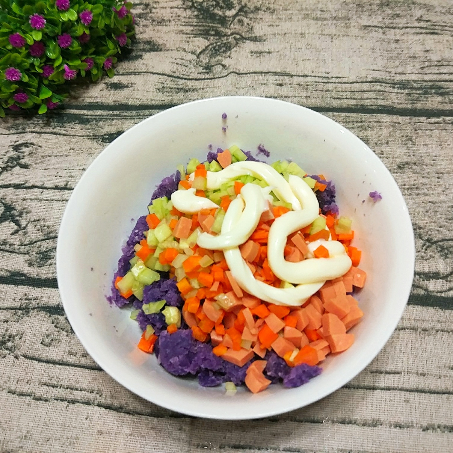紫气东来——紫土豆沙拉的做法 步骤4