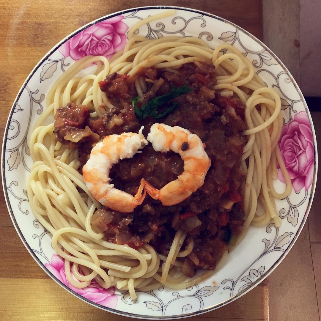 番茄肉酱意大利面