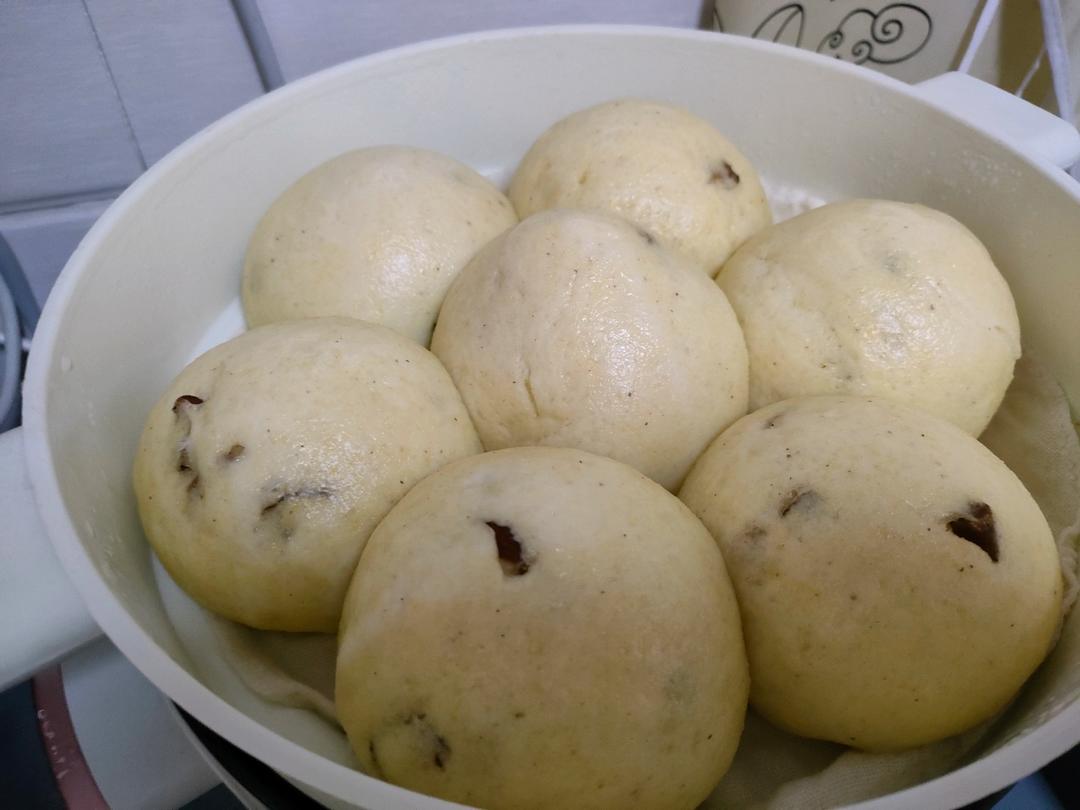 玉米面红枣馒头   这么做松软    香甜   口感好易消化  附细节视频