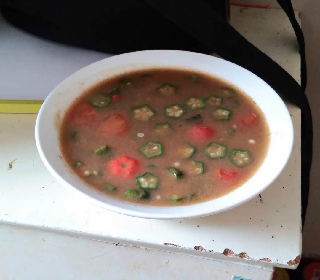 【无油素食】秋葵面羹的做法