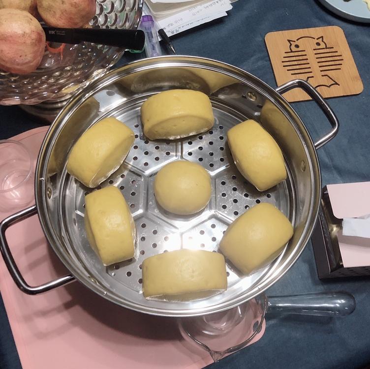 新手也可以--详解如何做出人见人爱、金黄的南瓜馒头