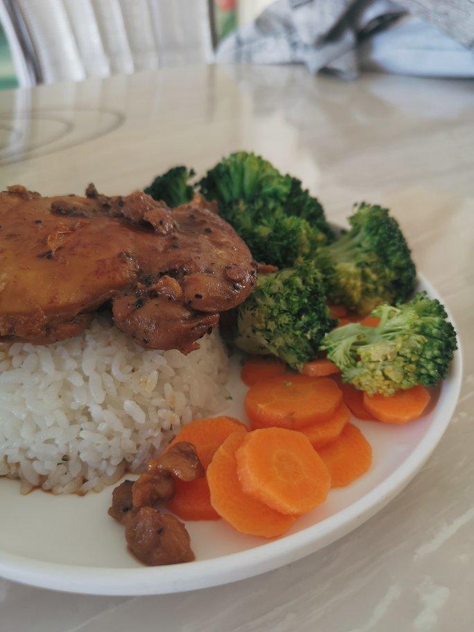 照烧鸡腿饭