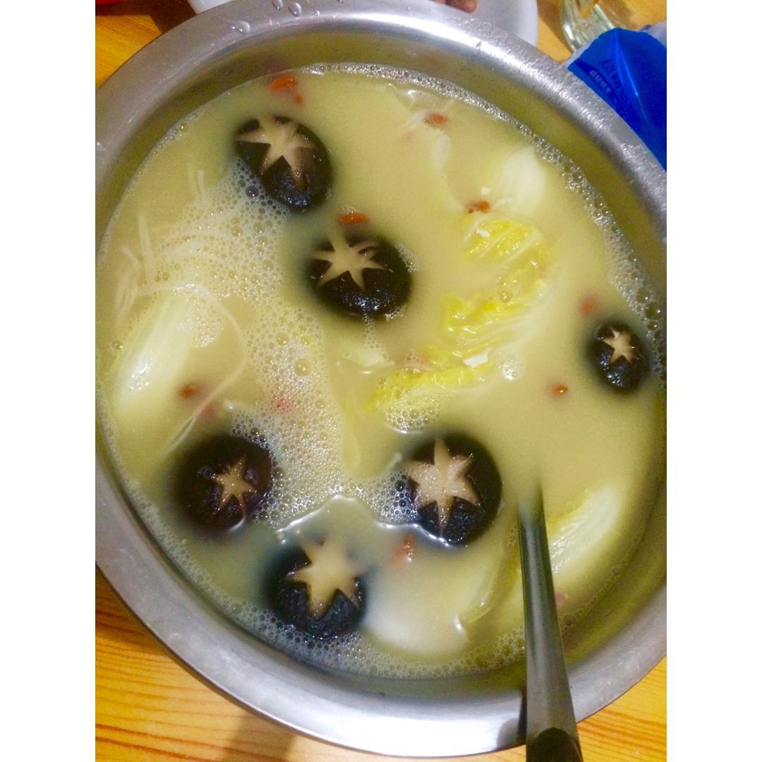 放弃浓*汤*宝吧，教你做简易好吃的浓汤底