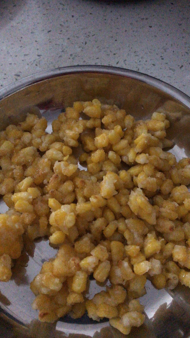 玉米烙总是失败？很多人第一步就做错，先烧热油是关键，饭店做法