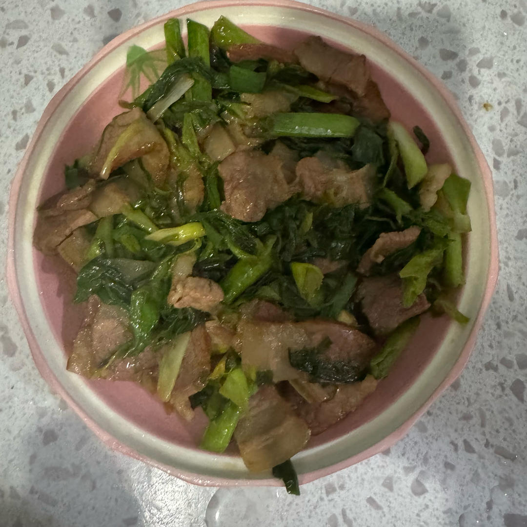 蒜苗炒熏肉