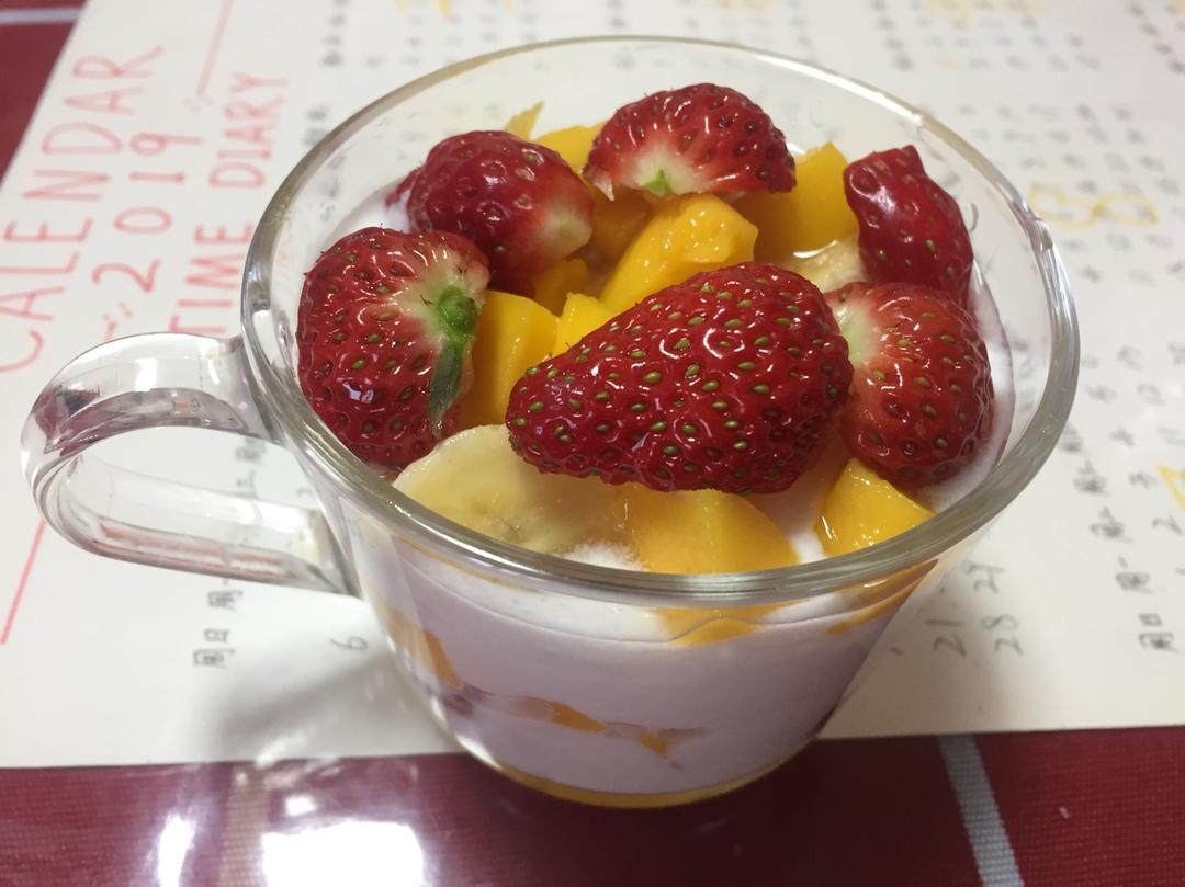 酸奶水果捞
