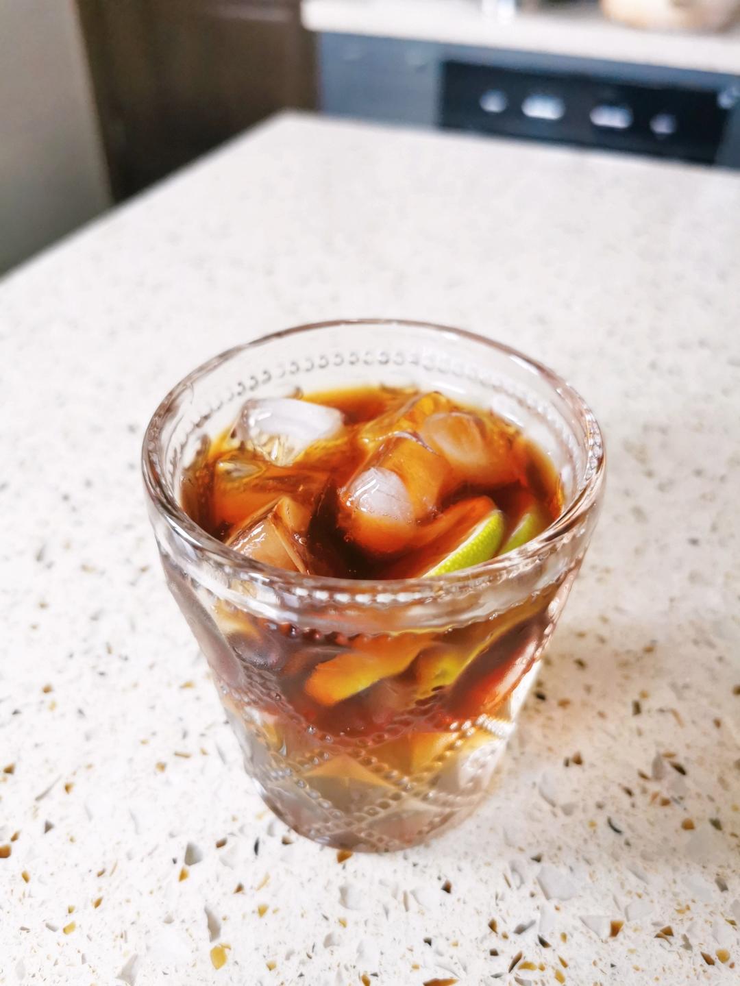 原地封神！椰青冰咖
