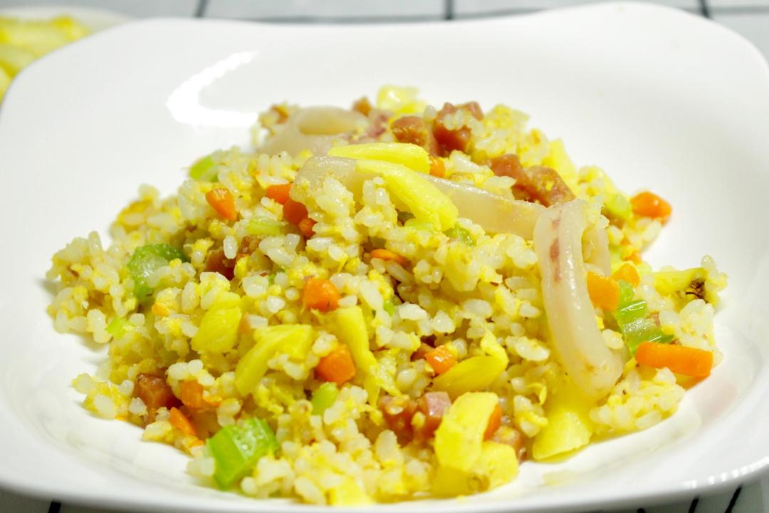 菠萝炒饭