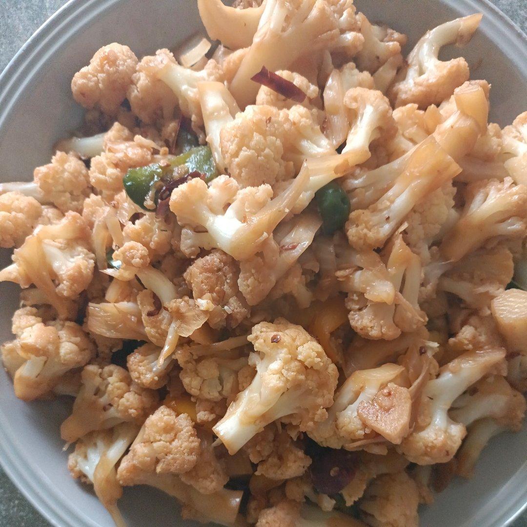 老丁的私房菜-干锅花菜