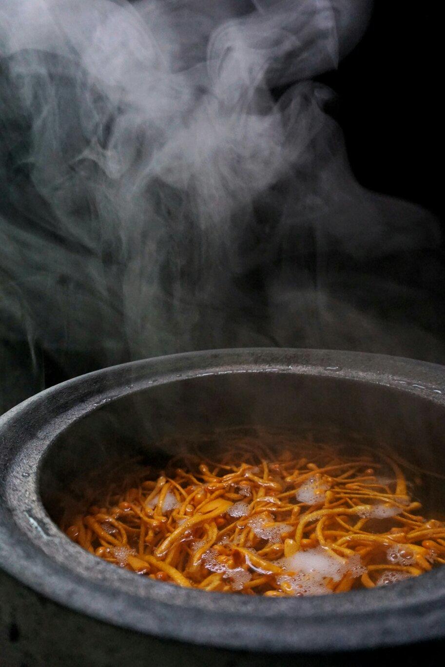 炊烟向晚，洗手作汤羹