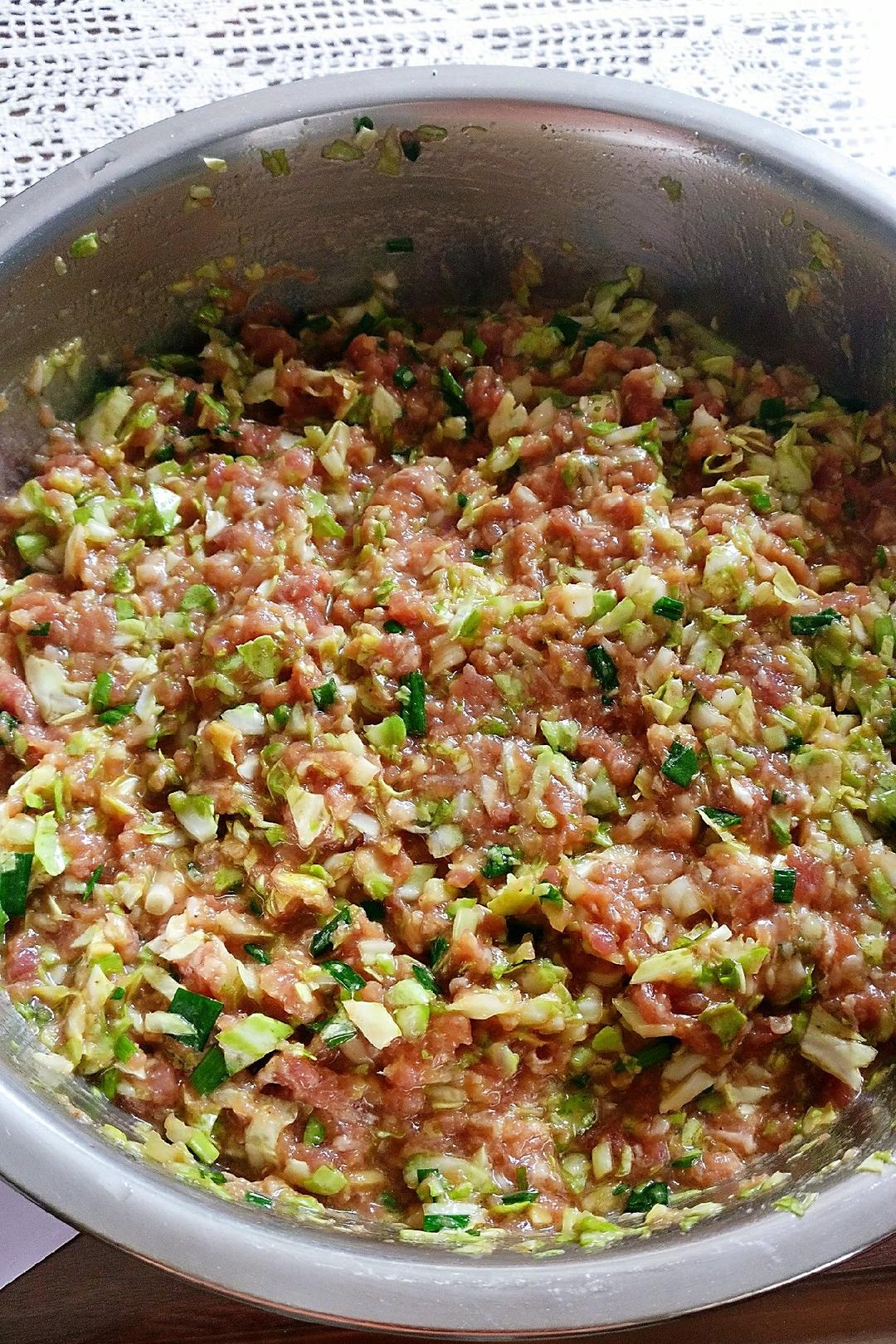 susan12做的猪肉白菜饺子馅香到没朋友