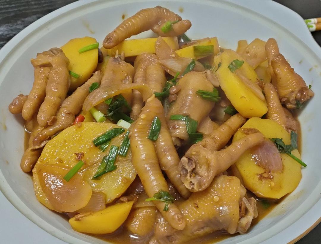 鸡爪煲