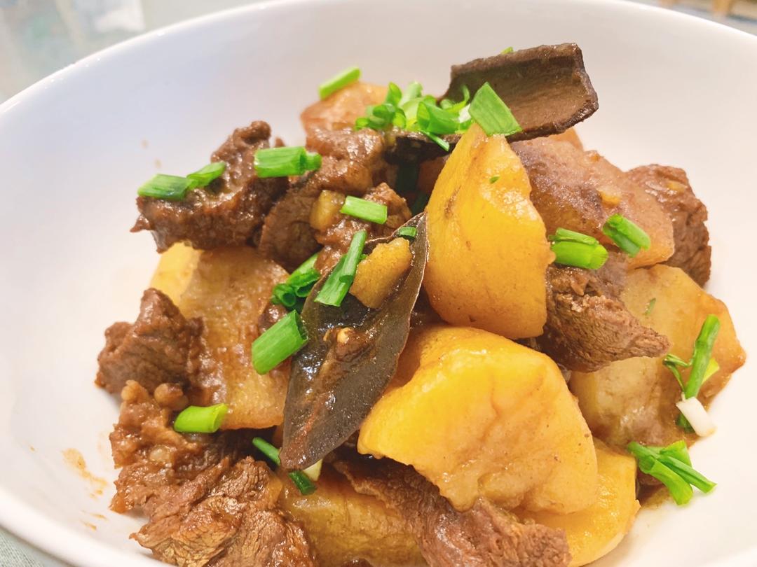 土豆炖牛肉