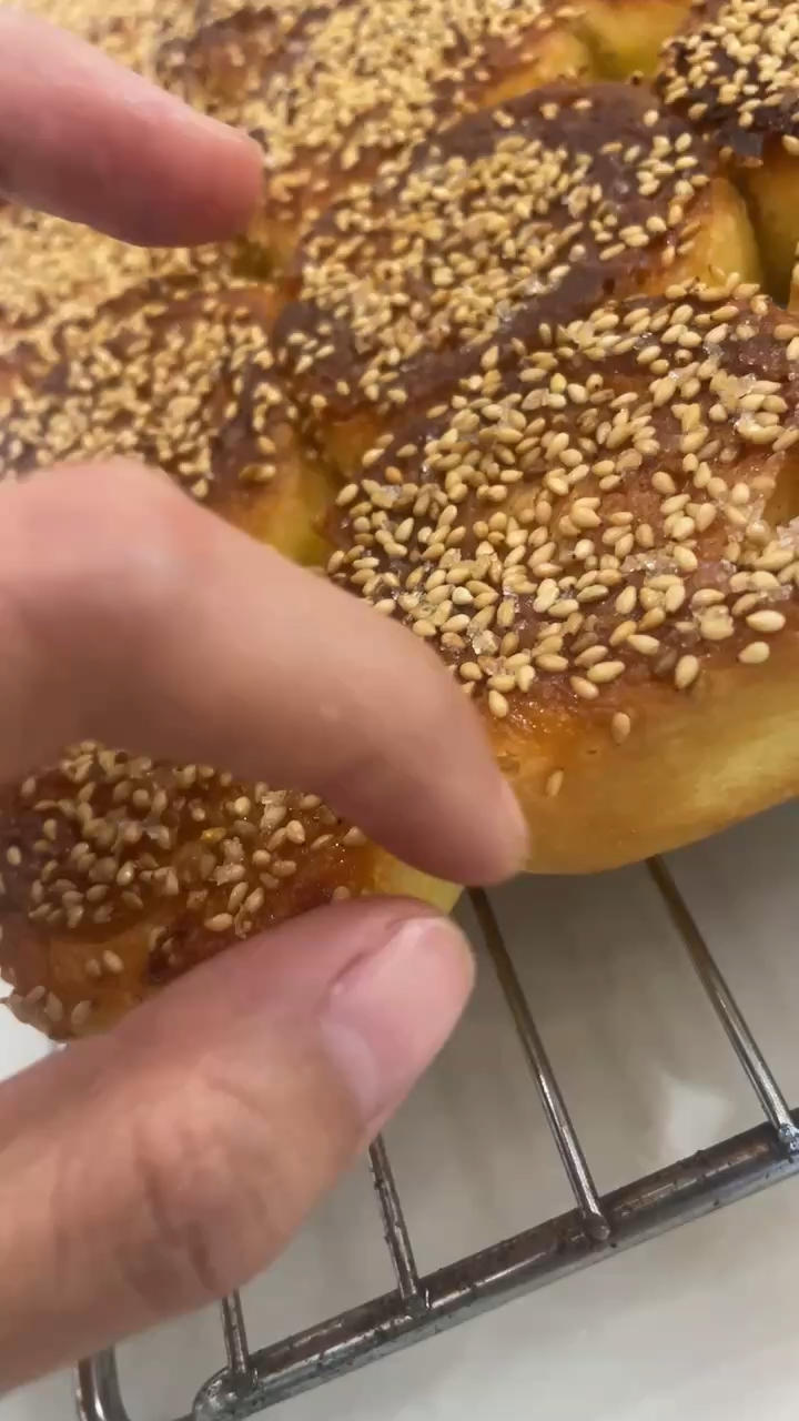 被邻居追着问的蜂蜜脆底小面包｜好吃到停不下来