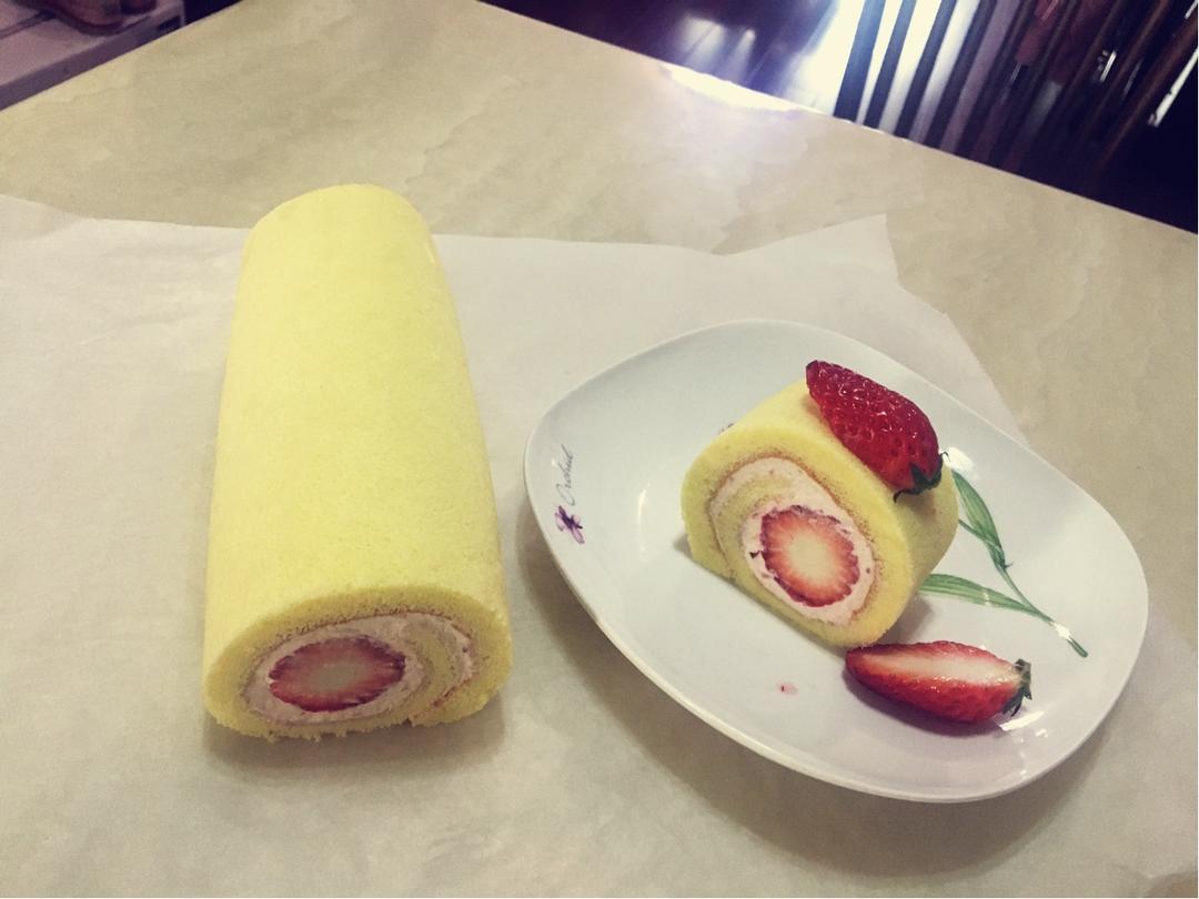 《Tinrry下午茶》教你做基础原味蛋糕卷