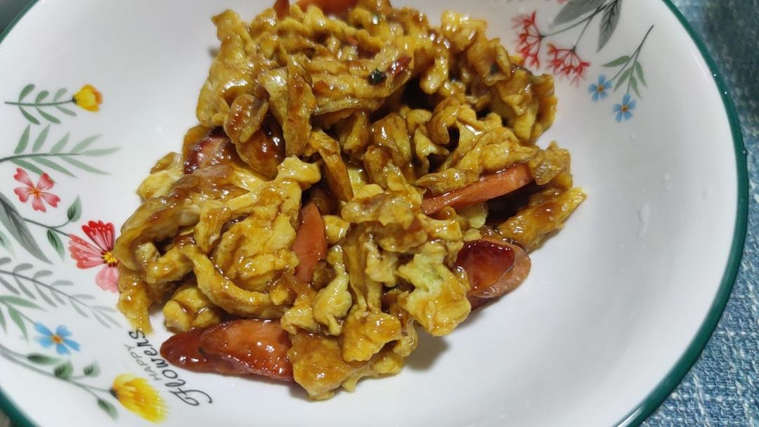 酱香脆皮火腿炒鸡蛋