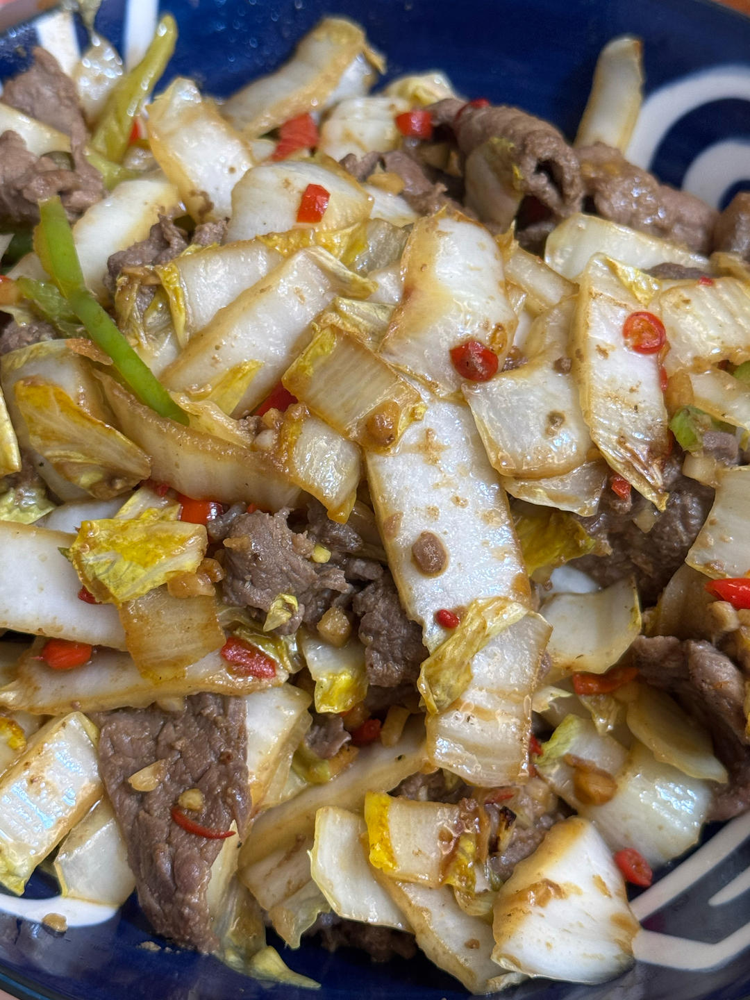 下饭神器又来了，试试这道白菜梗炒牛肉！！