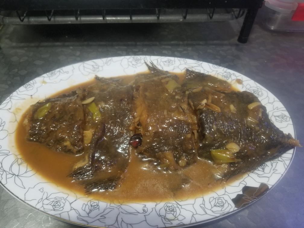 红烧鲽鱼