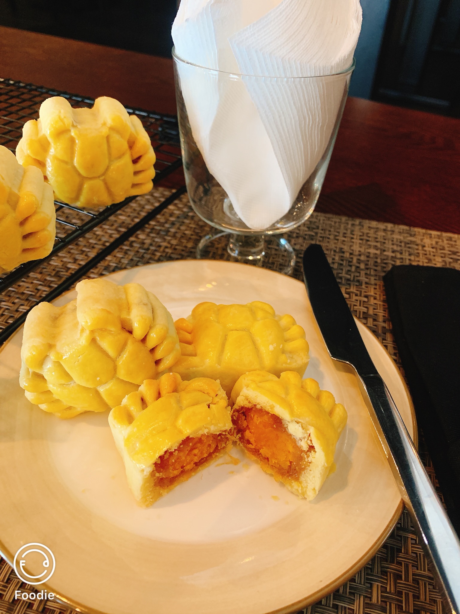 造型凤梨蛋黄酥（凤凰酥）的做法