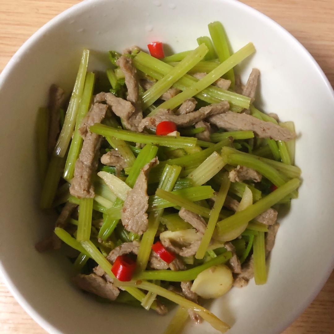 芹菜牛肉