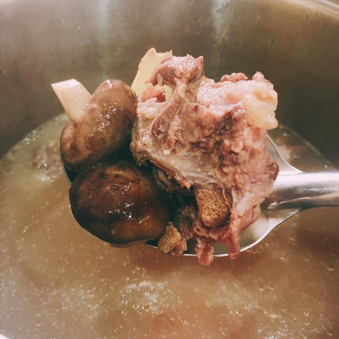 香菇排骨汤