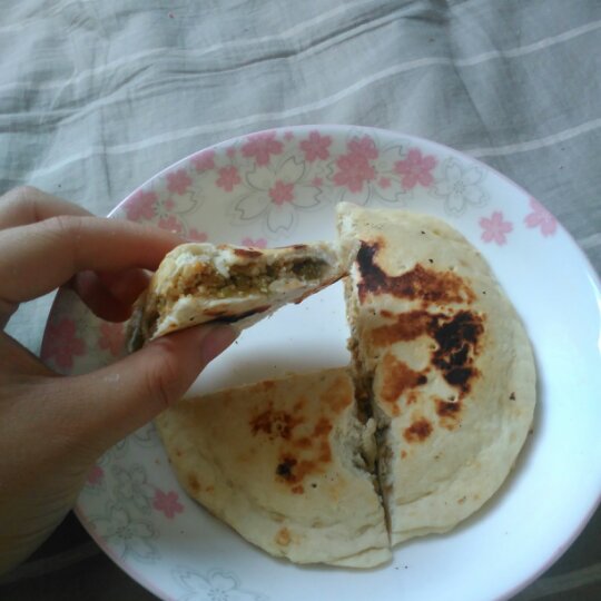 韭菜鸡蛋馅饼