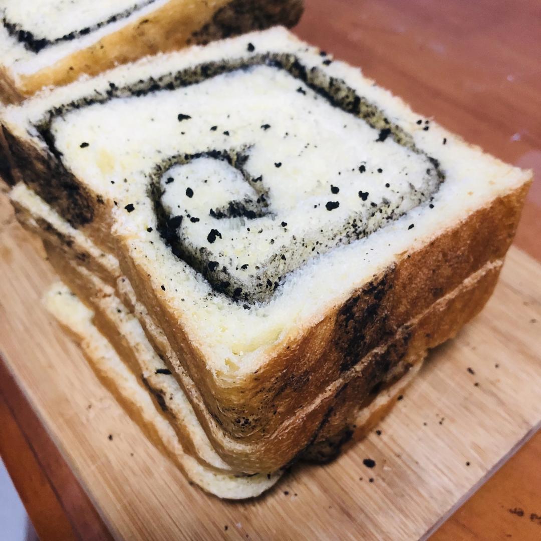 花生酱吐司面包