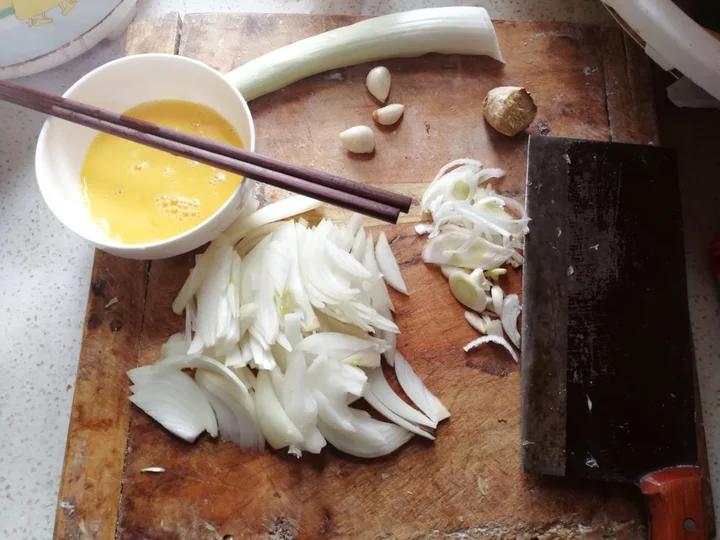 比肉还好吃的洋葱炒鸡蛋