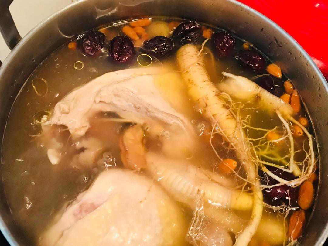 lin做的韩国人参鸡汤