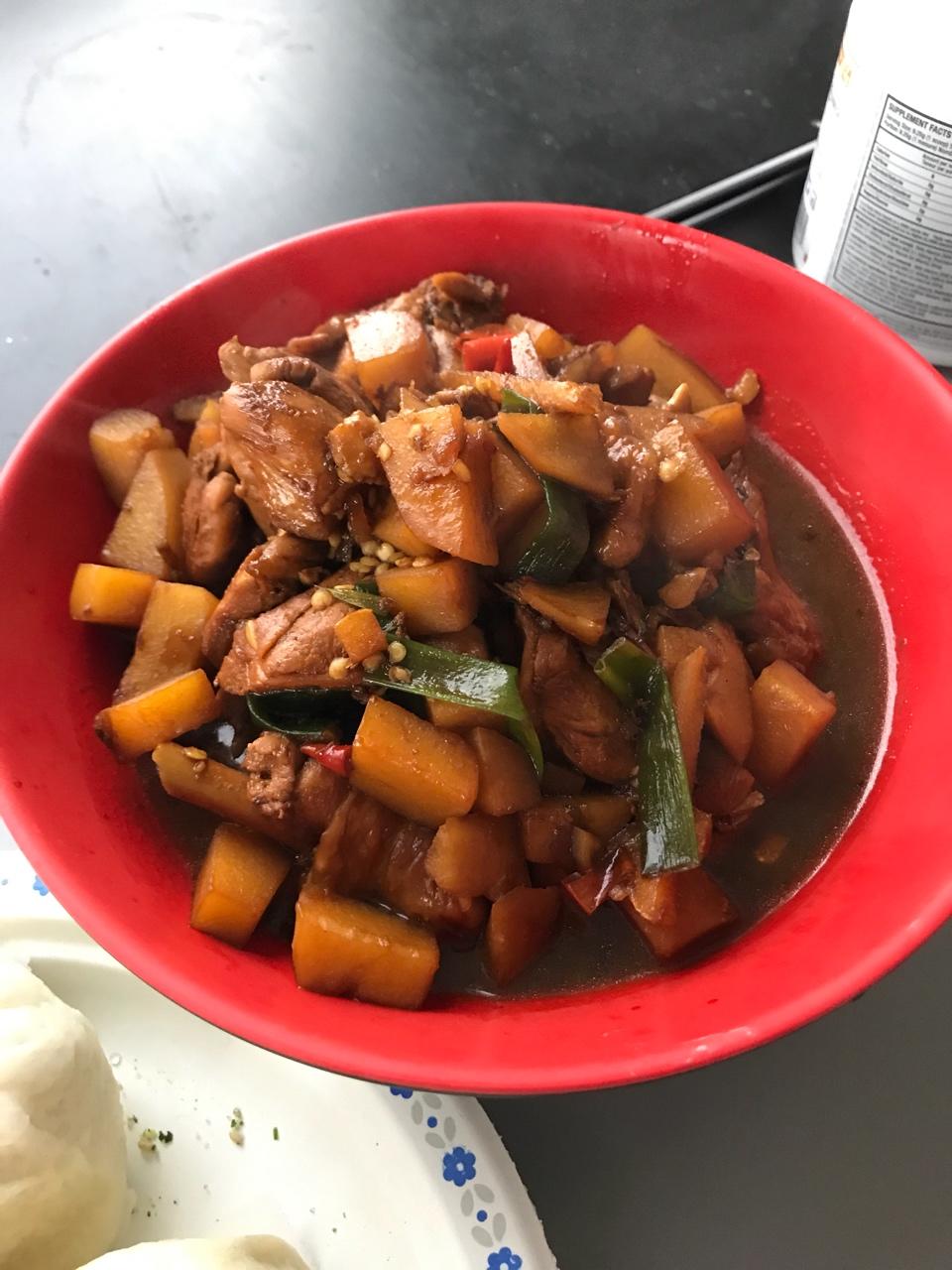 土豆焖鸡腿