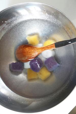 芋圆西米紫薯椰汁(再也不用去鲜芋仙啦)的做法 步骤9