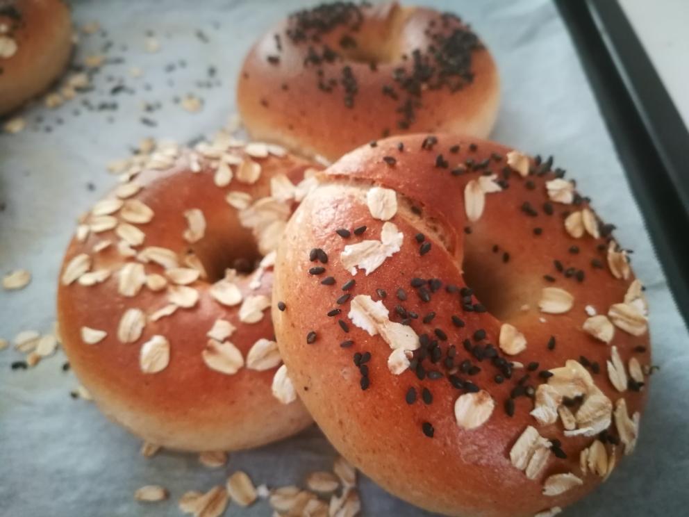 黑麦红糖牛奶贝果的做法