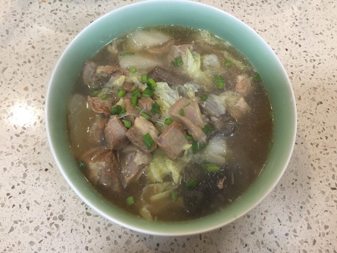 清炖羊肉汤
