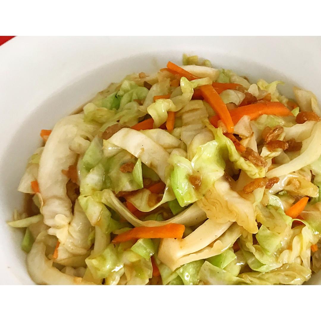 筠伶做的虾米炒卷心菜