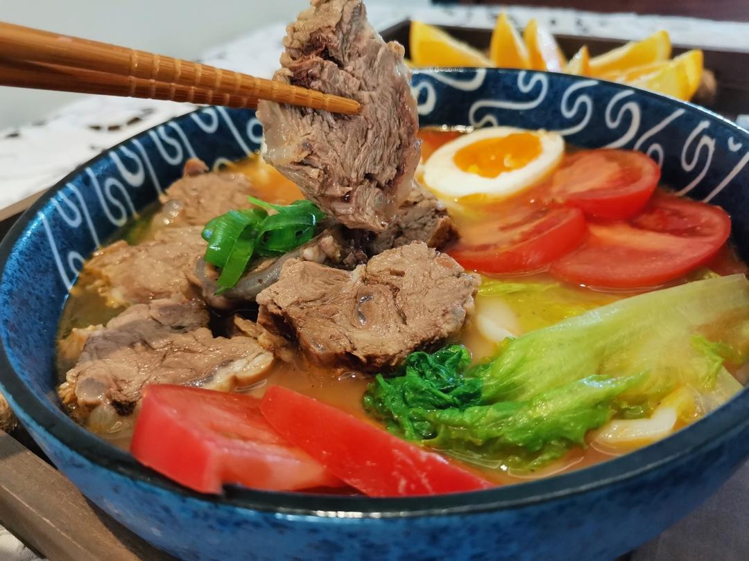 番茄牛肉面