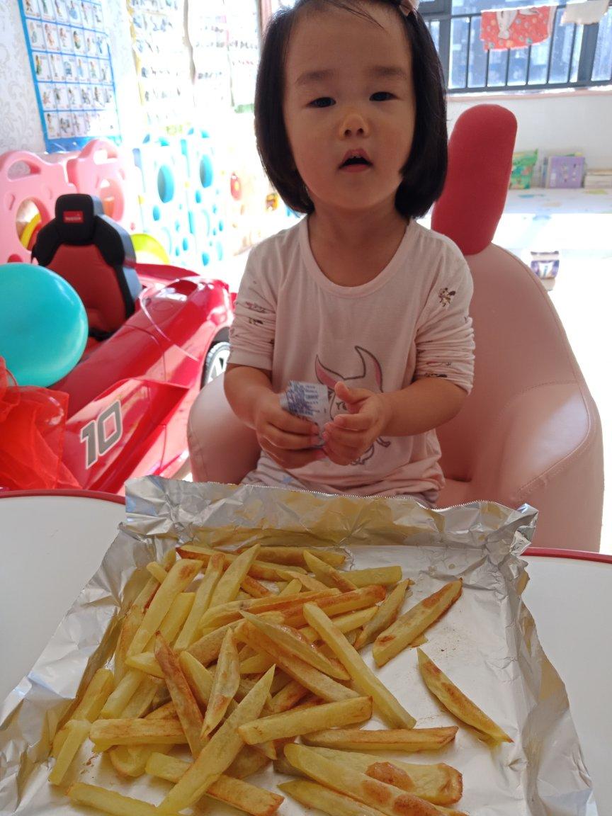 不用炸的简单烤薯条🍟追剧哄小孩小零食椒盐薯条番茄酱薯条二种口味