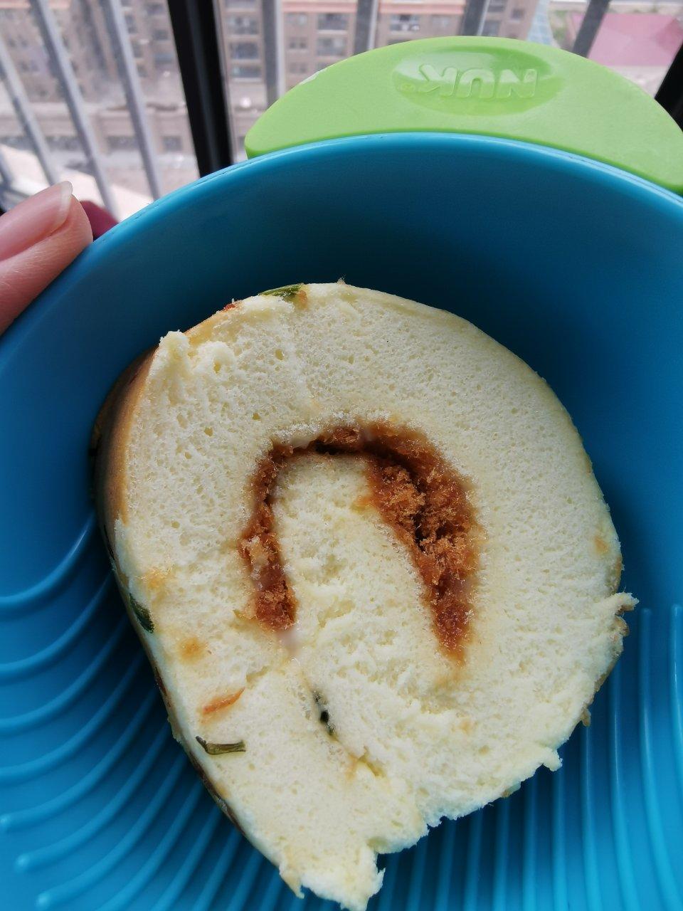 香葱肉松蛋糕卷