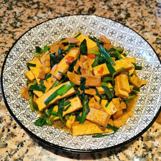 豆腐干韭菜炒肉丝