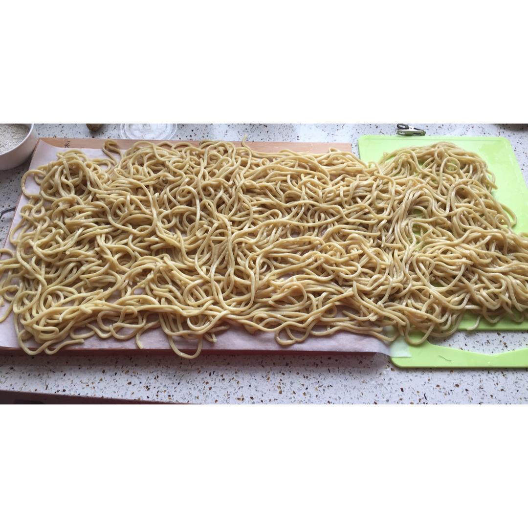 自制碱水面，碱面，热干面，云吞皮，馄饨皮