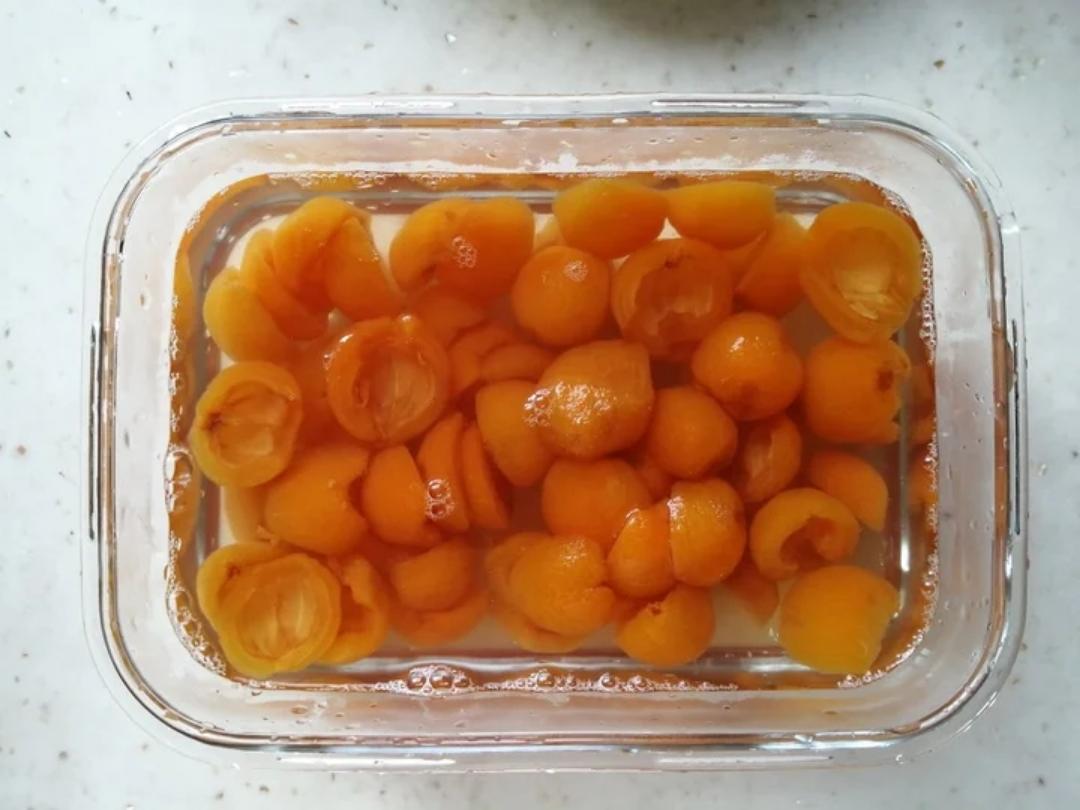糖水枇杷罐头
