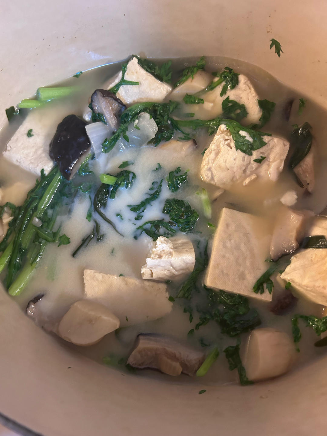 茼蒿豆腐汤