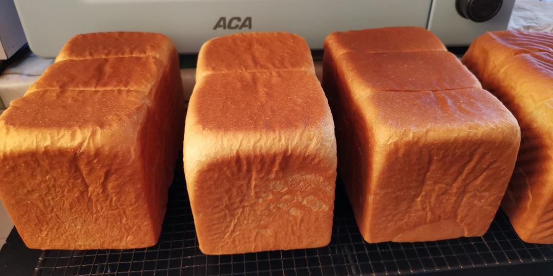 超柔牛奶棉花吐司（最详细的吐司食谱）