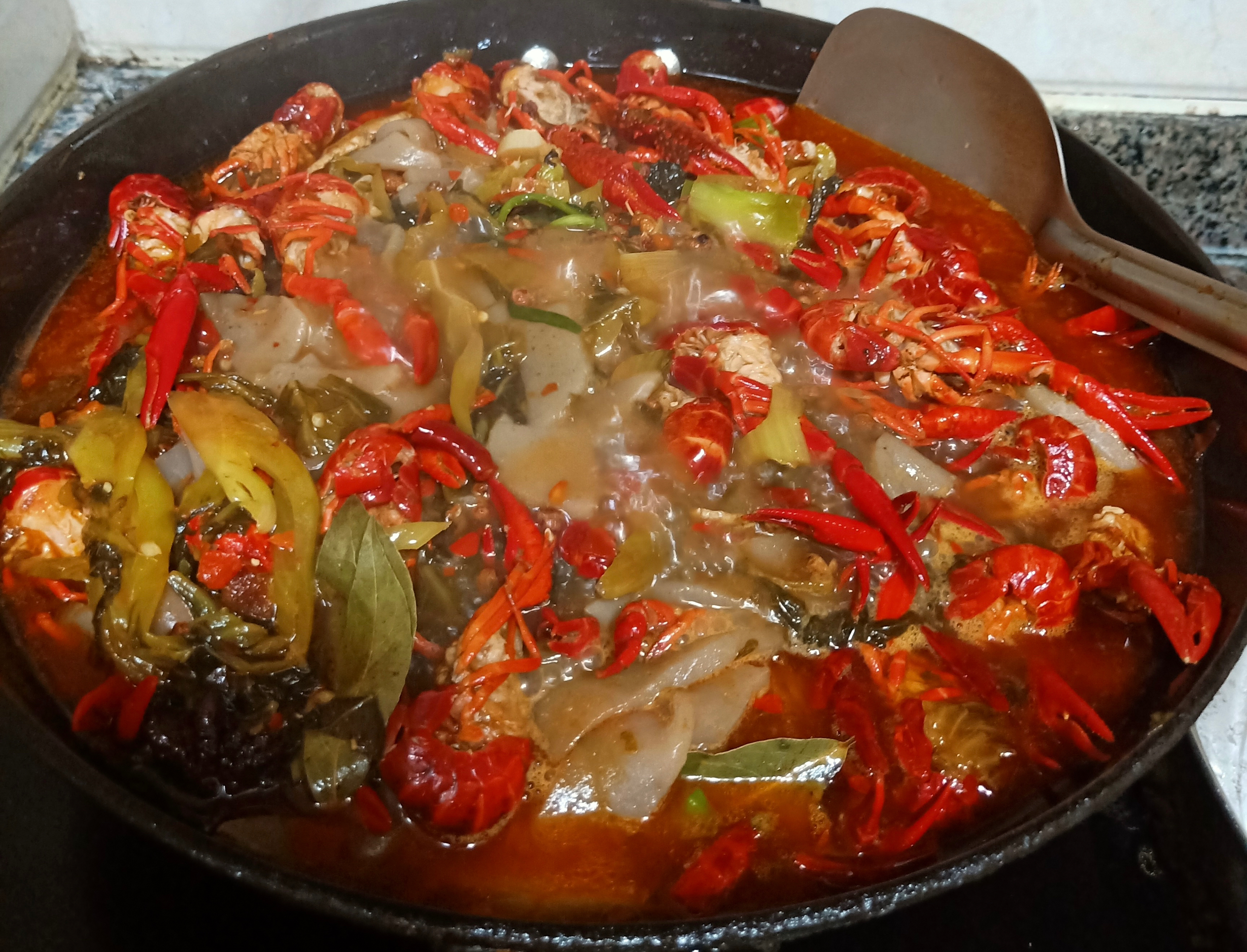 香辣小龙虾｜😋可以加喜欢的配菜的做法